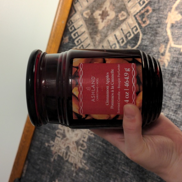 Ashland Christmas Noel Cinnamon Apples scented candle - Picture 4 of 6